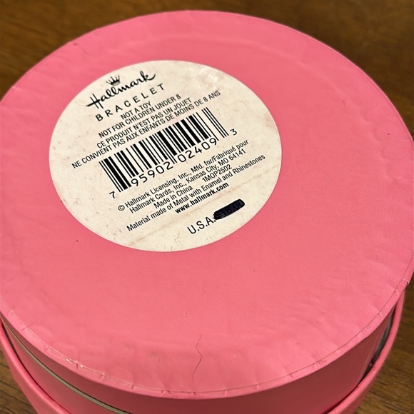 COPY - Hallmark the many Hats of Mom charm Bracelet silver tone chef nurse coach - Picture 6 of 10